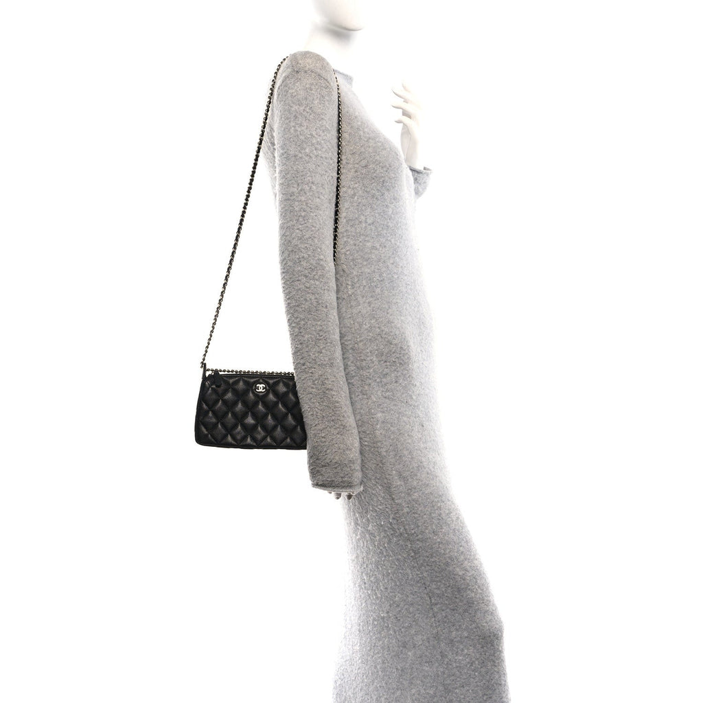 Caviar Quilted Purse With Chain Black