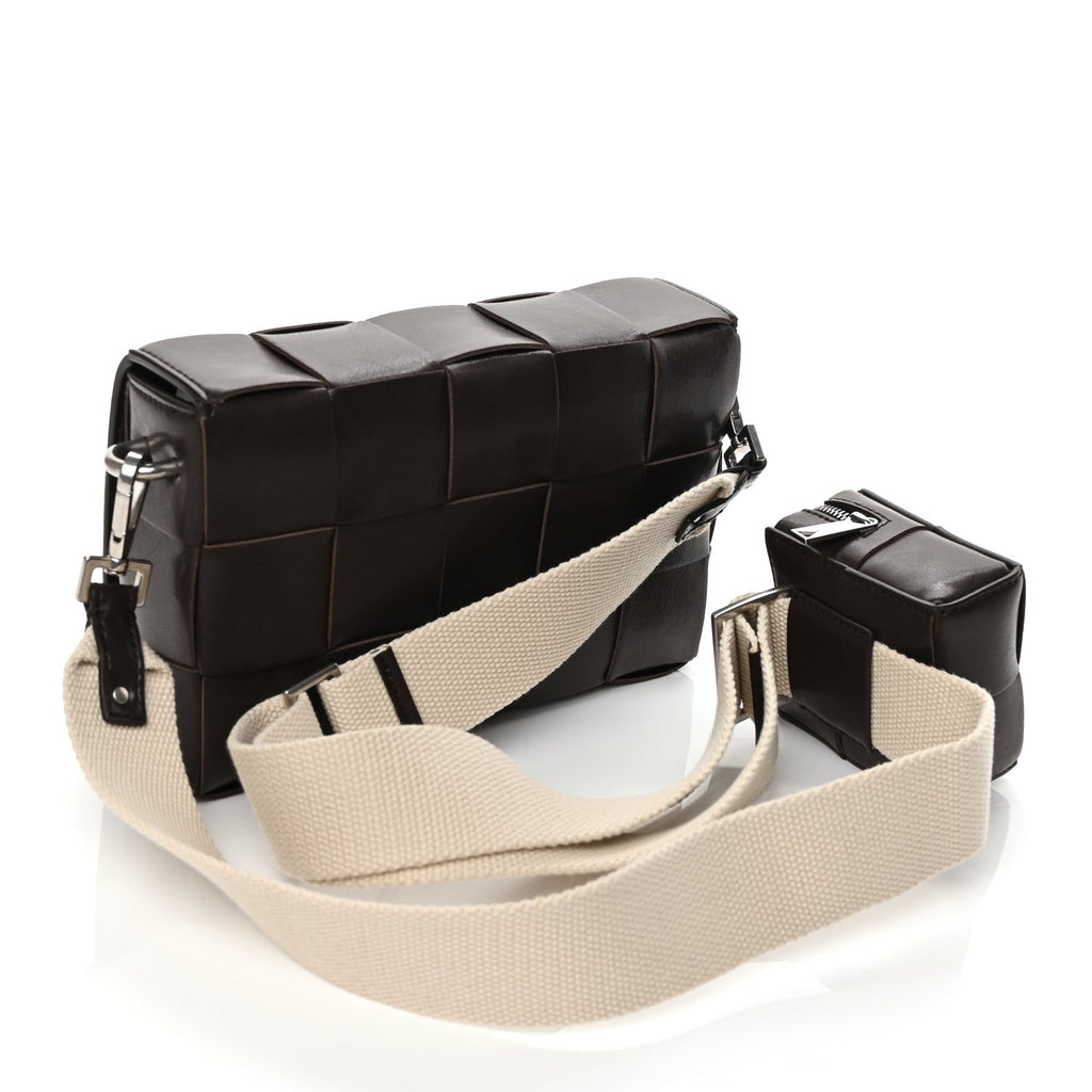 Calfskin Maxi Intrecciato Versatile Cassette Bag Brown
