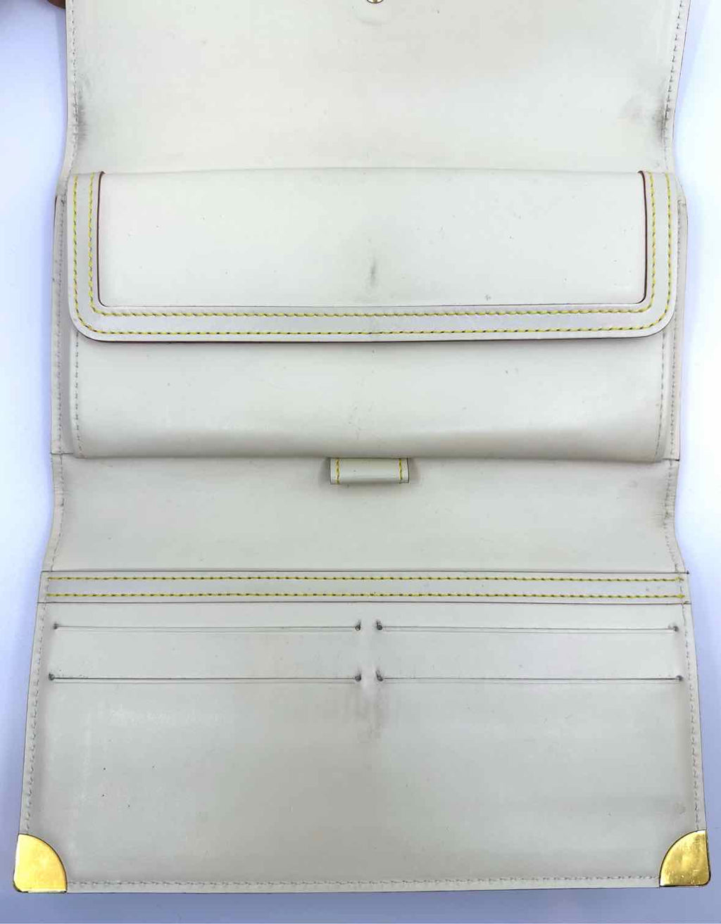 LOUIS VUITTON White Leather Wallet