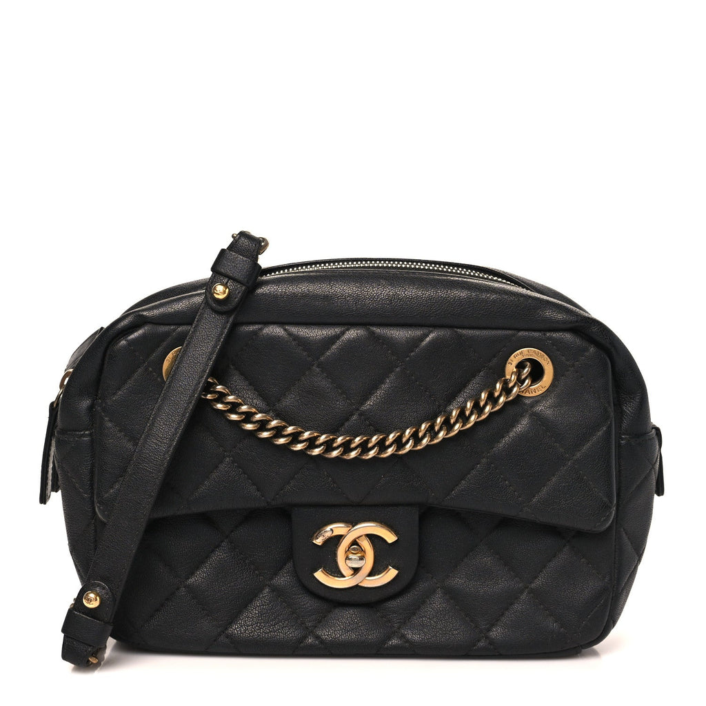Sheepskin Quilted Trapezio Camera Case Black