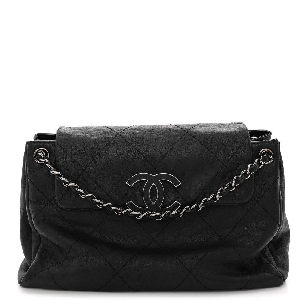 Calfskin Quilted Large Hamptons Flap Black