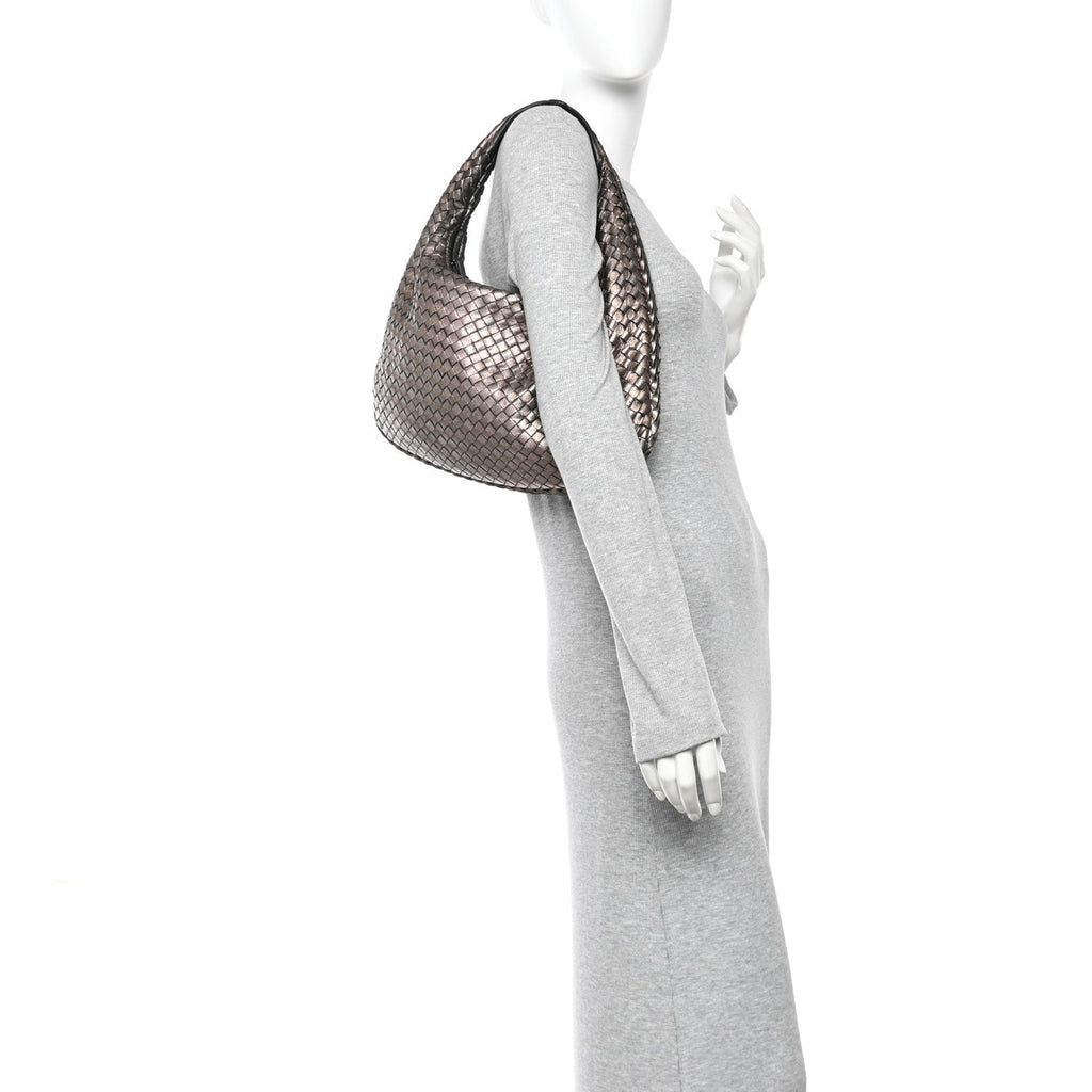 Metallic Nappa Intrecciato Medium Veneta Hobo Pewter