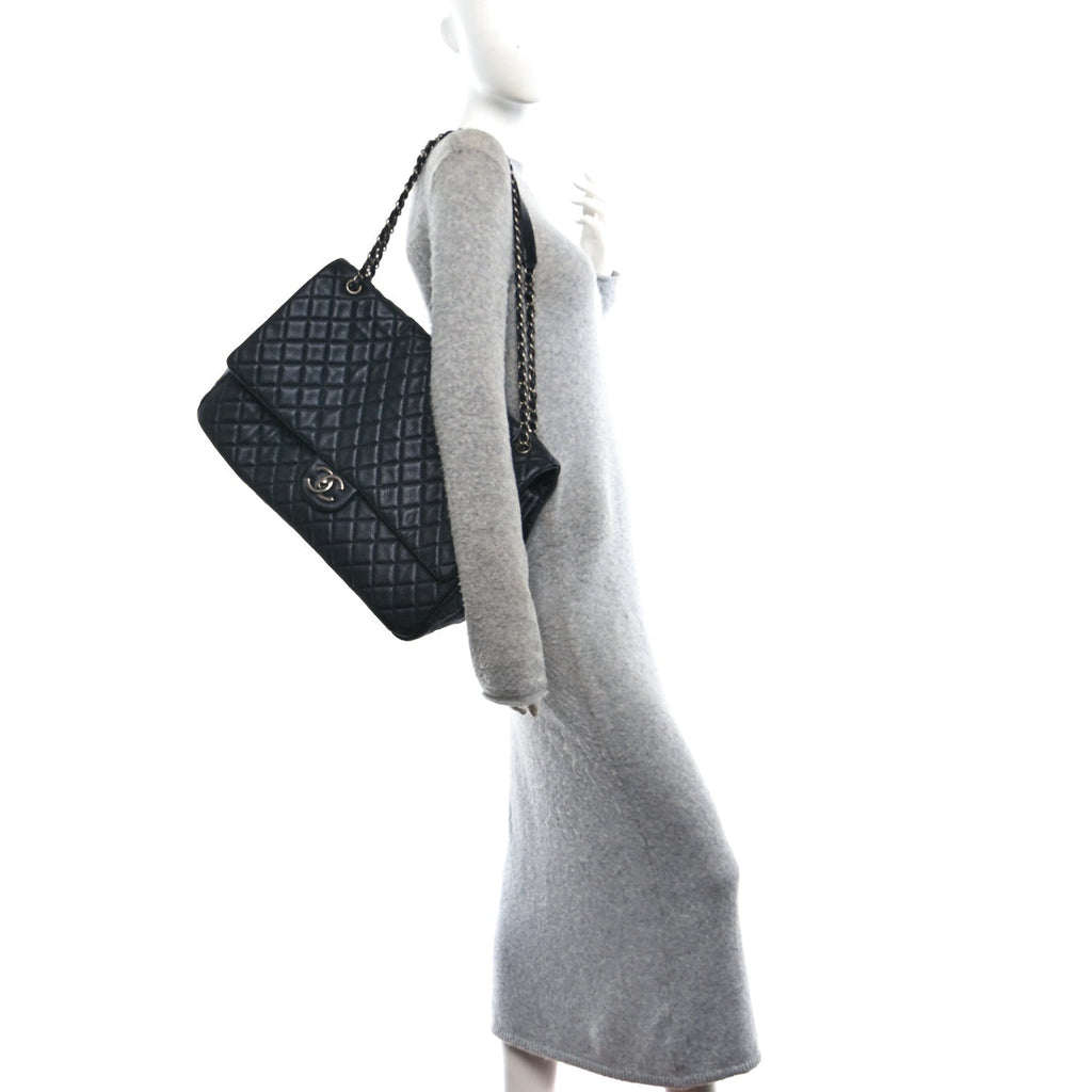 Grained Calfskin Quilted XXL Travel Flap Bag Black