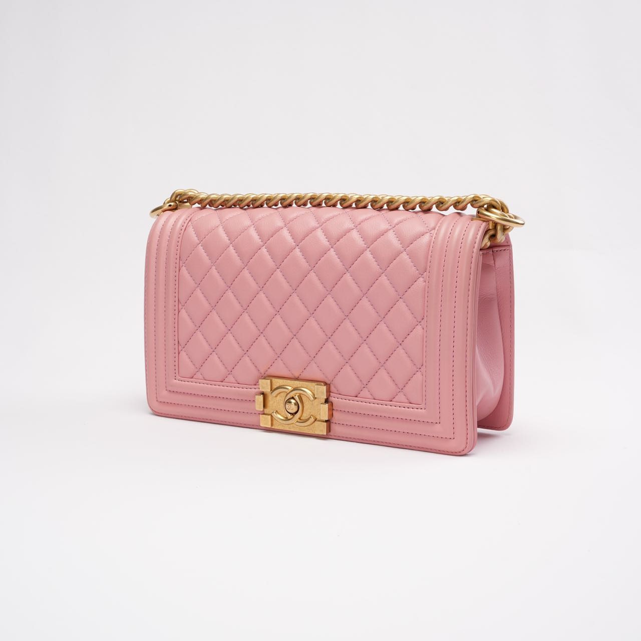Chanel Medium Boy Flap Lambskin Pink 2018