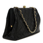 Caviar Quilted Kisslock Shoulder Bag Black