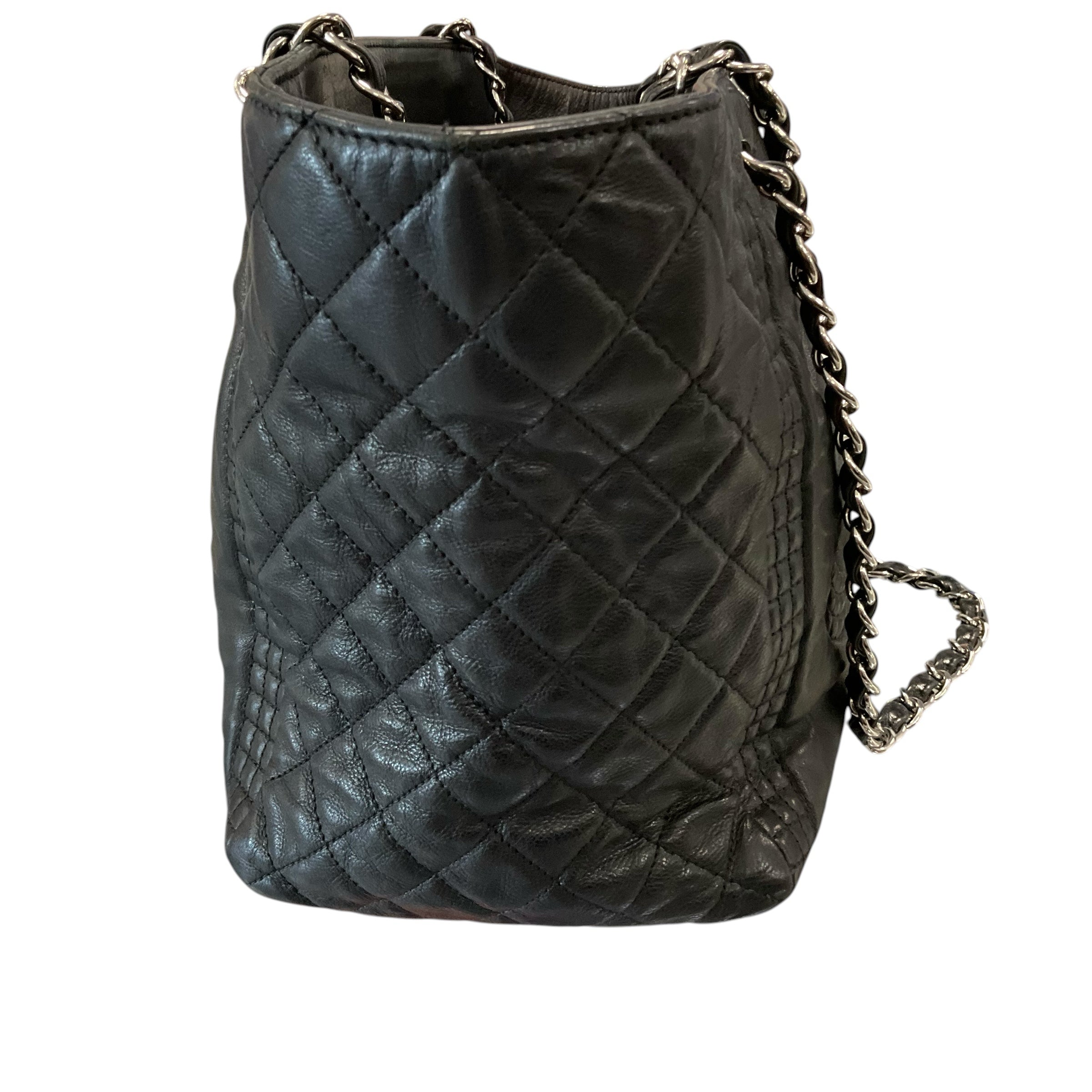 CHANEL Handbag