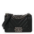 Lambskin Chevron Quilted Small Boy Flap Black
