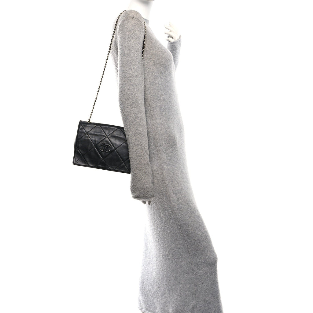 Lambskin Quilted Diamond CC Flap Black