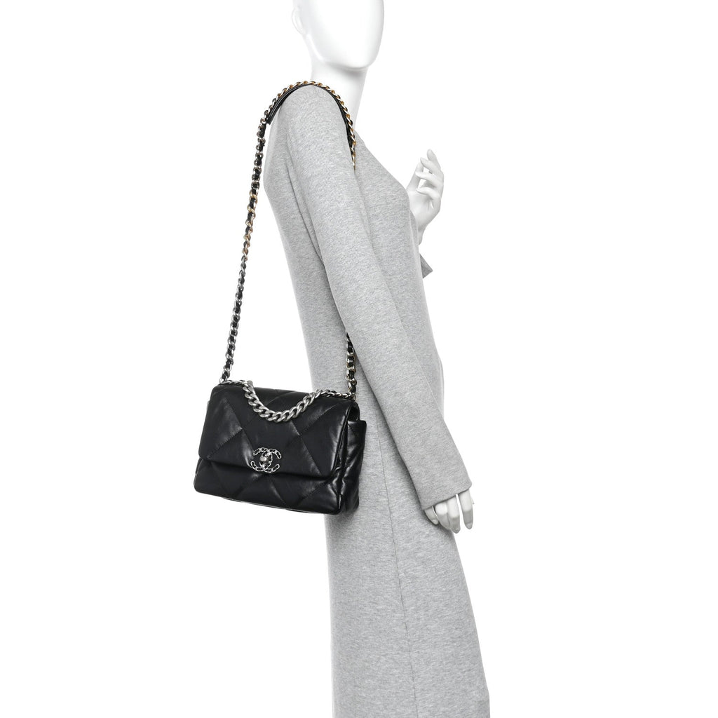 Lambskin Quilted Medium Chanel 19 Flap Black