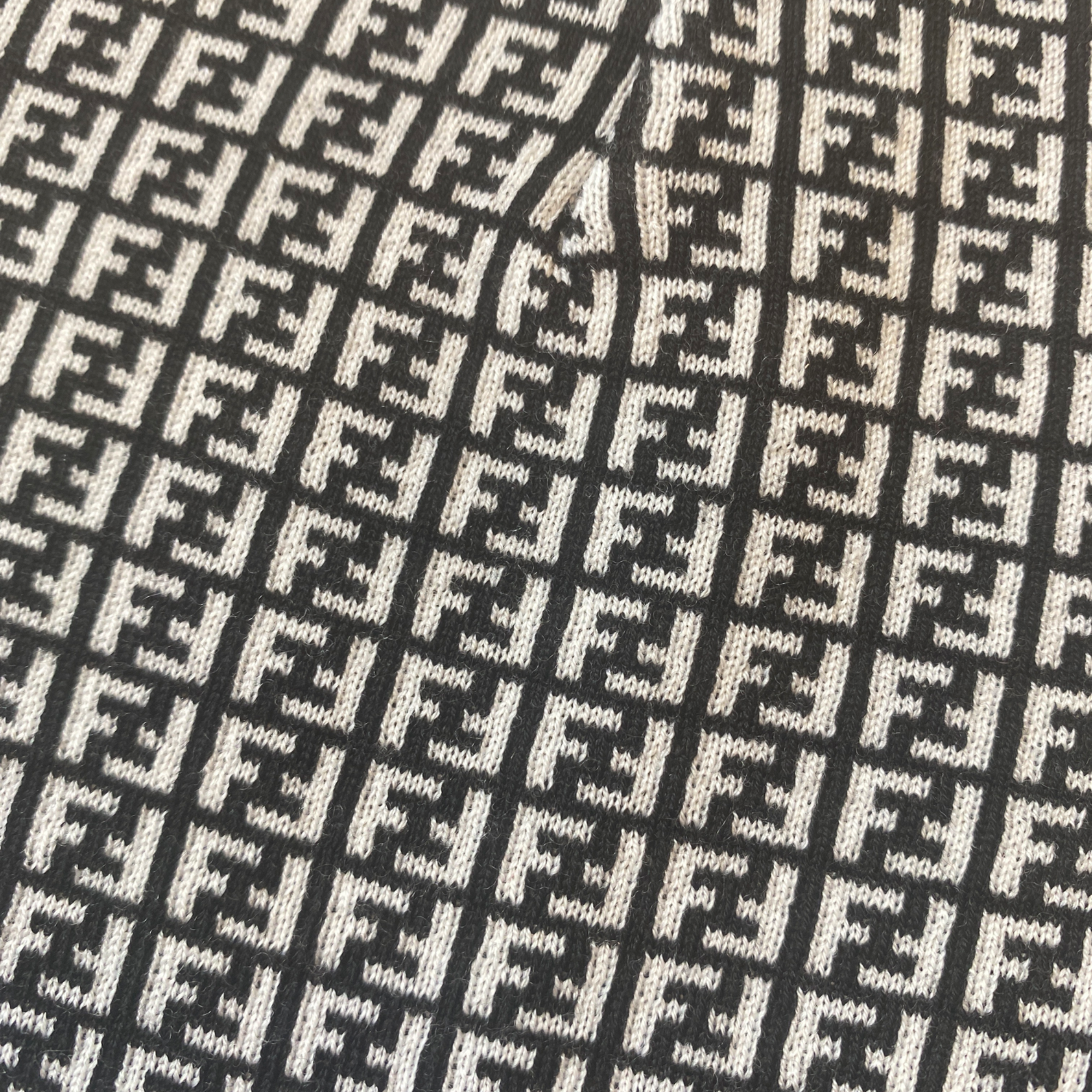 Fendi FF Print Nero and Bianco Knitted Wool Beanie