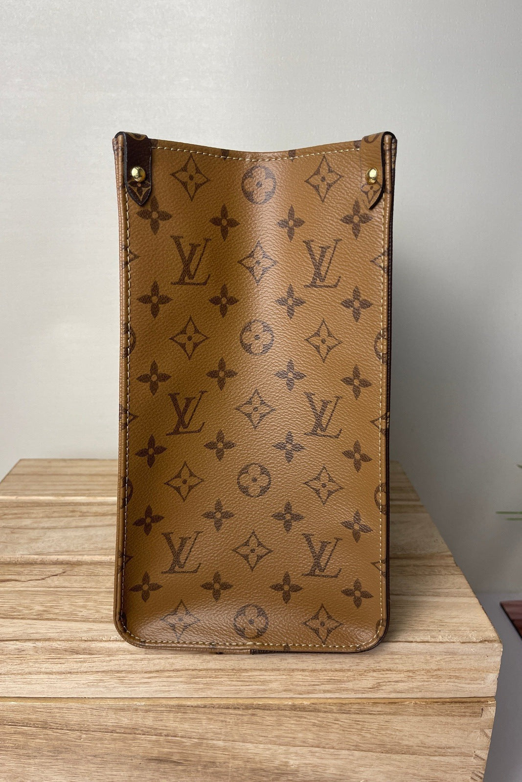 Louis Vuitton OnTheGo Giant MM Tote Bag