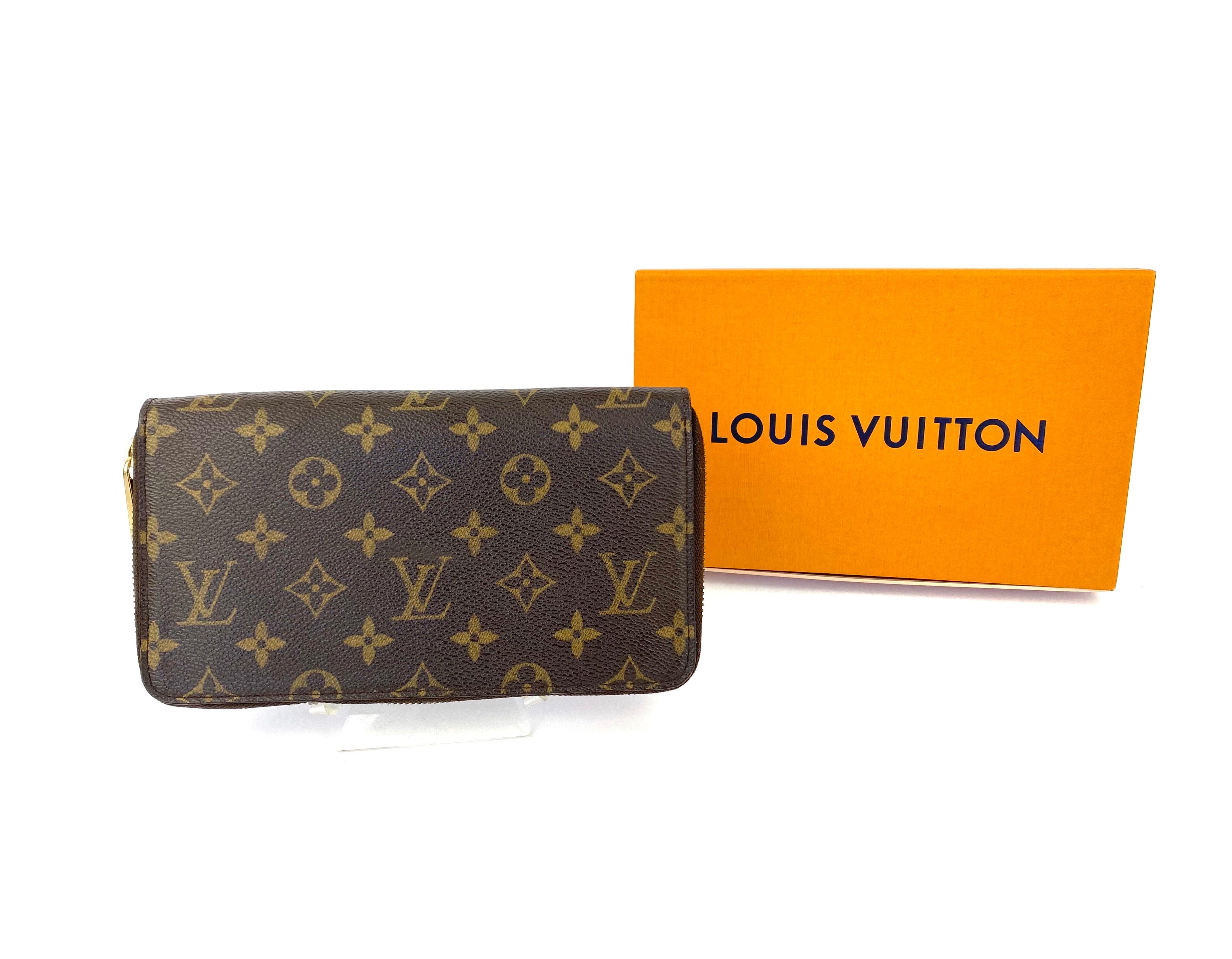 Louis Vuitton Monogram Zippy Organizer