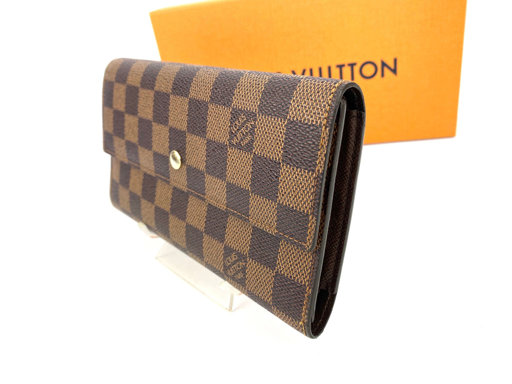 Louis Vuitton Damier Ebene International Wallet