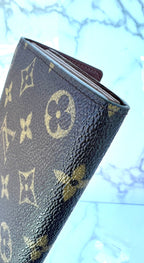 Louis Vuitton Monogram Sarah Wallet