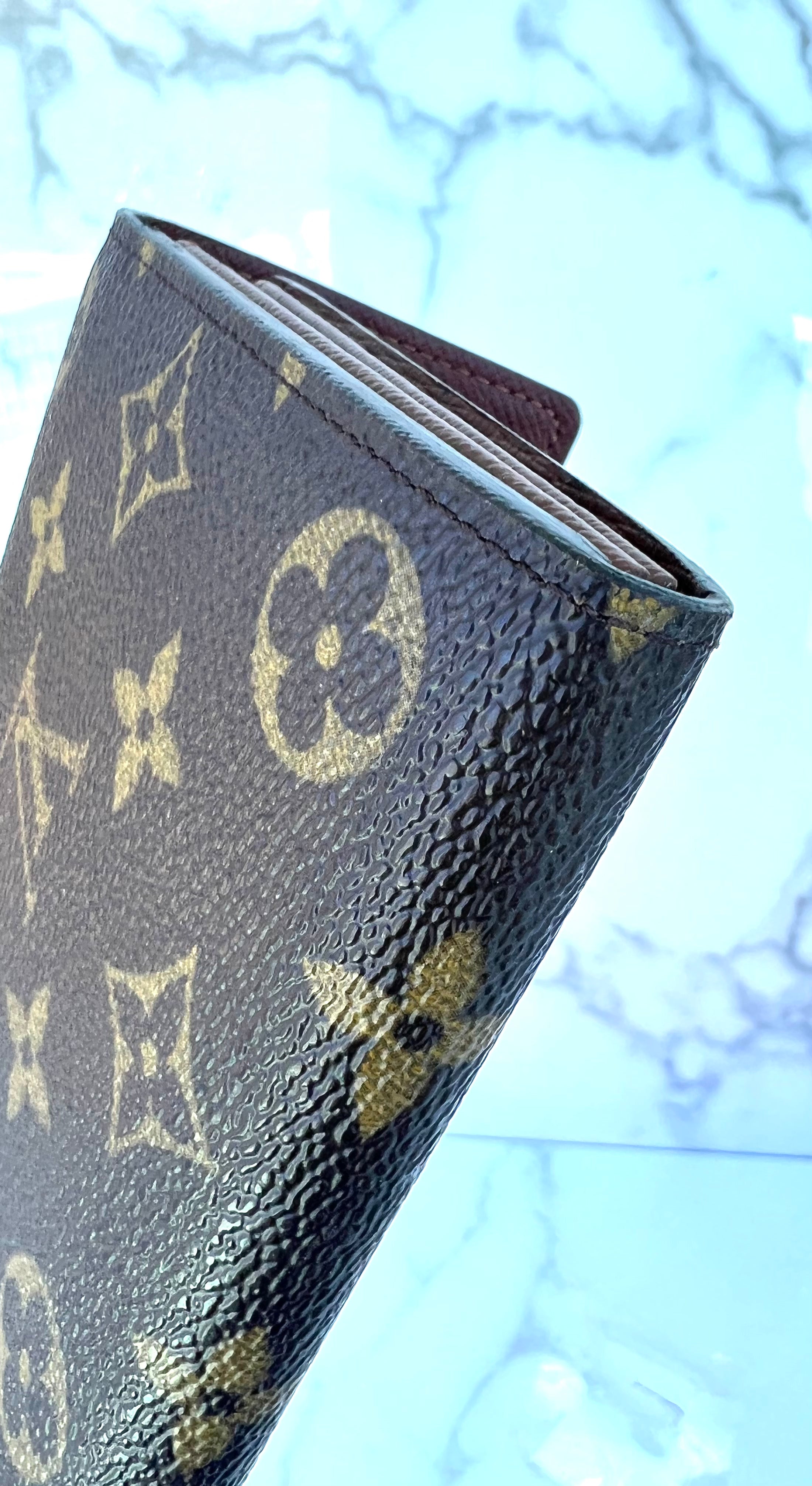 Louis Vuitton Monogram Sarah Wallet