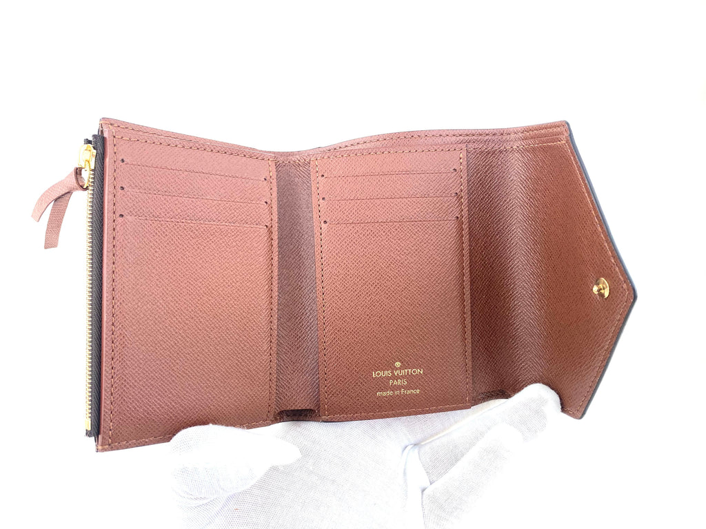 ❗️NEW ARRIVAL ❗️Louis Vuitton Monogram Victorine Wallet