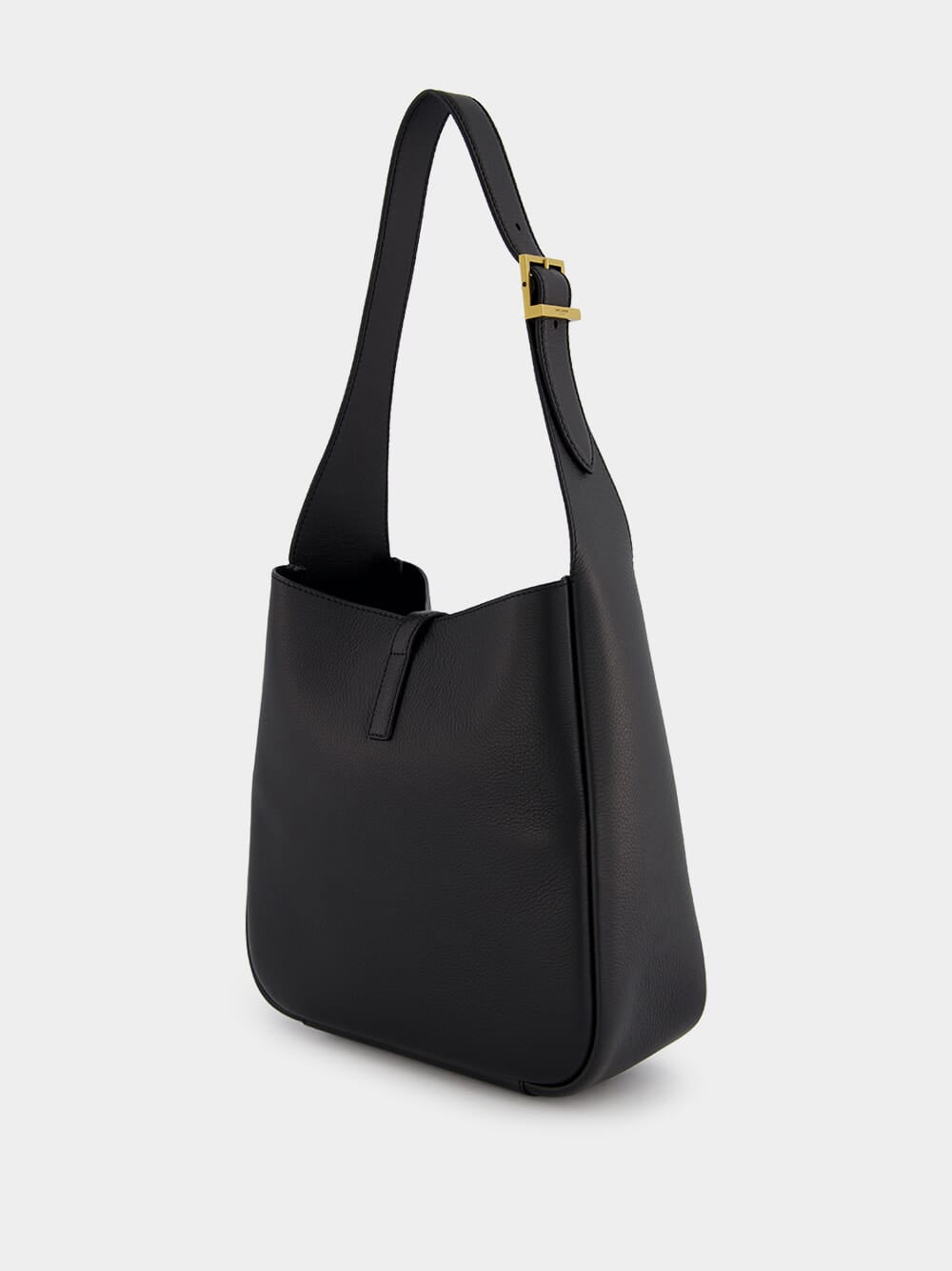 Le 5 À 7 Small Supple Monogram-Plaque Bag In Grained Leather